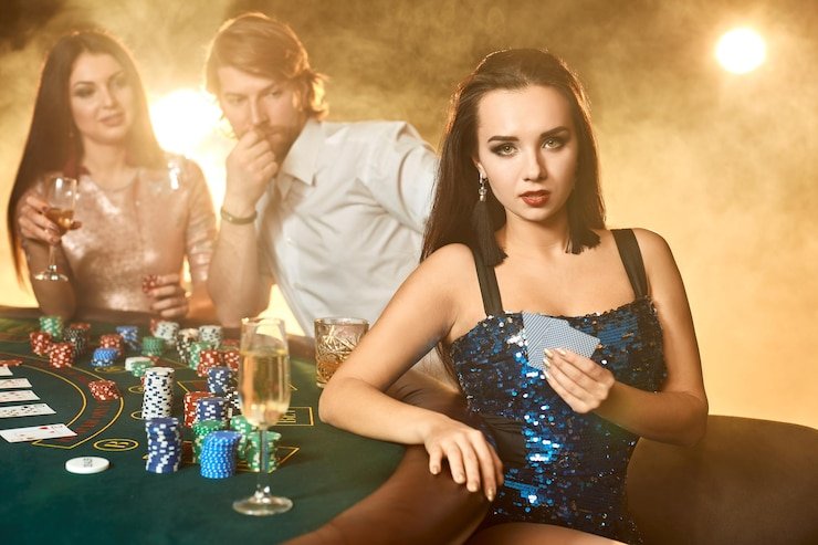 Antarmuka aplikasi disini toto menampilkan live-dealer casino dan menu navigasi sportsbook
